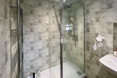 5 bed house, Hunters Road, Spital Tongues, Newcastle, NE24ND - Image 2